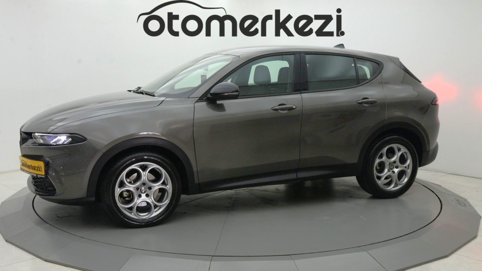 ALFA ROMEO TONALE 37